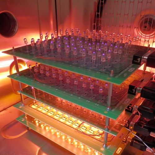 Reliability Test / Life Test - Test Temperature between 25°C and 150°C- Current or Voltage Controle - Current/Voltage/ Optical Power Monitoring-Life Test under dry Nitrogen / vacuum / dry air 